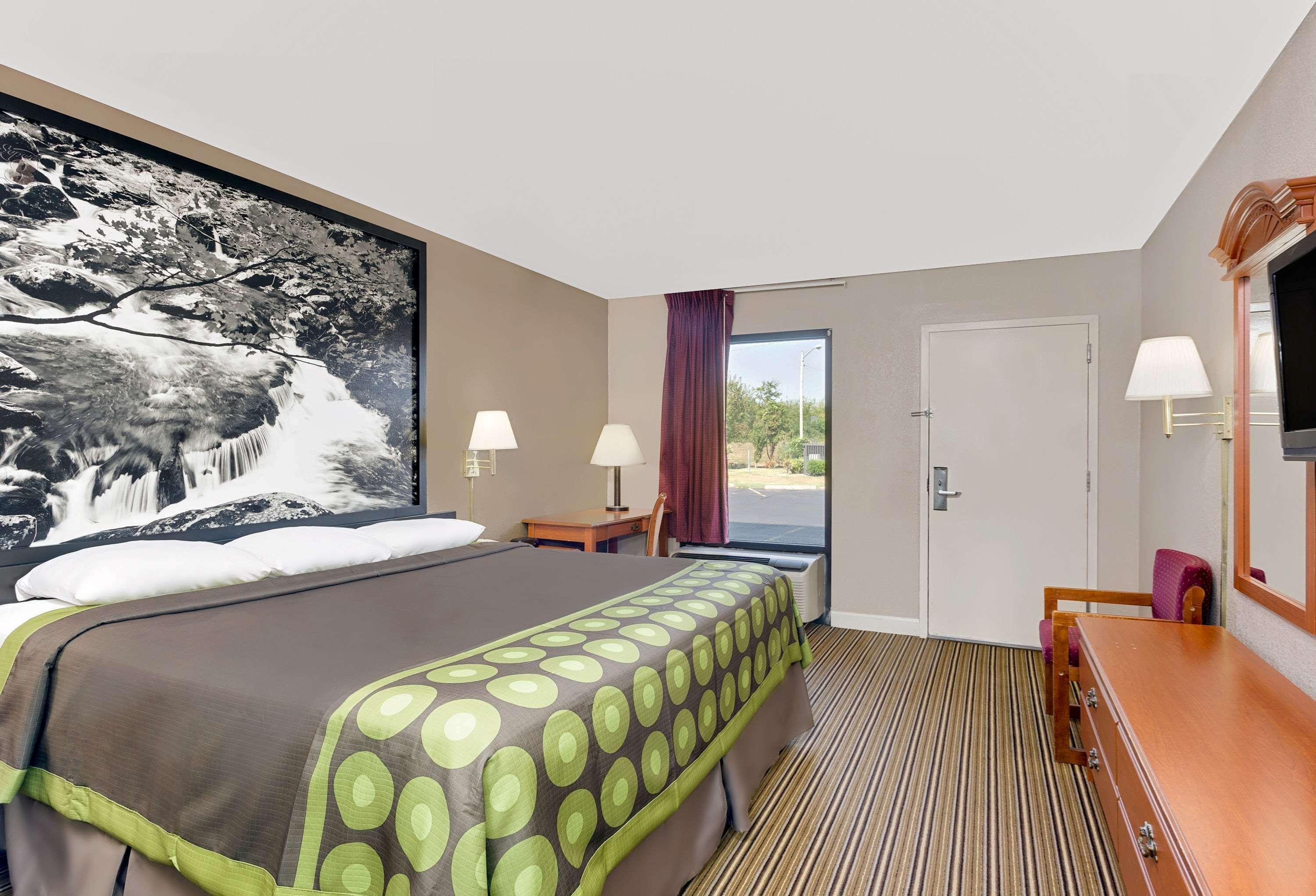 Super 8 By Wyndham Athens Motel Exterior foto